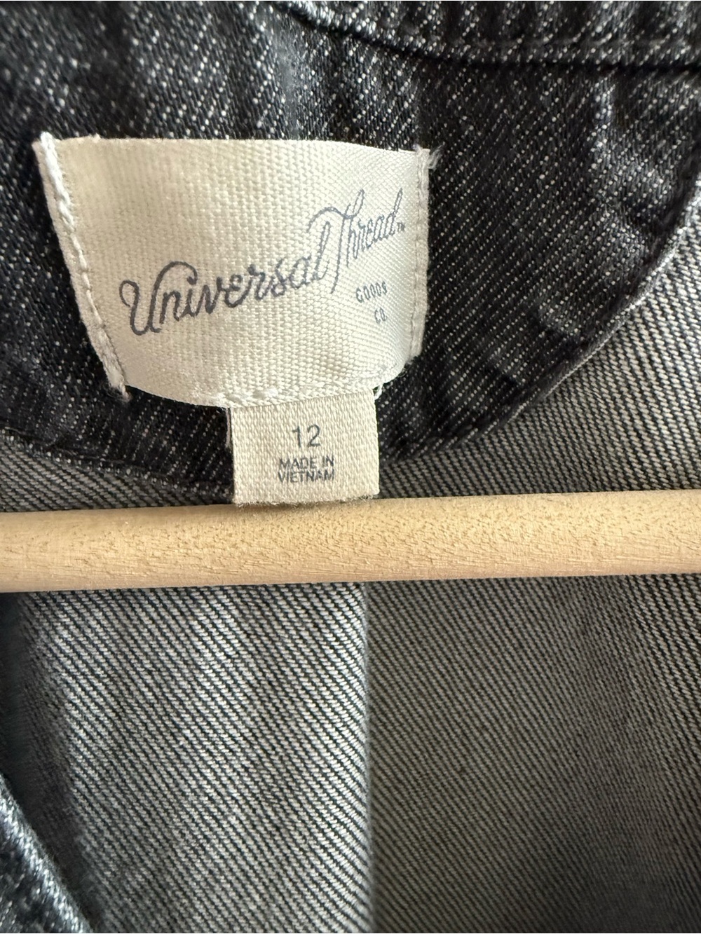 Universal Thread Gray Denim Jacket - Picture 5 of 7